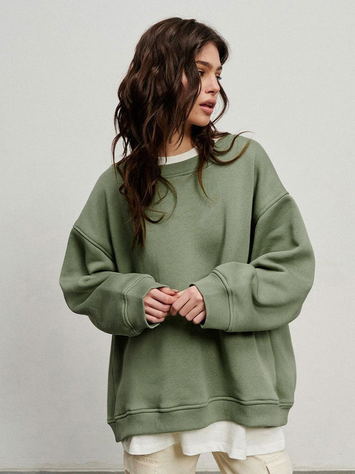Women's Oversized Sweatshirt in Solid Color Design