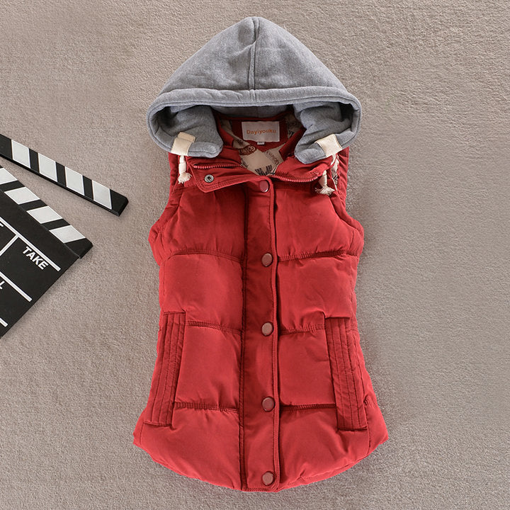 Women's Fitted Quilted Sleeveless Thermal Vest with Contrasting Hood