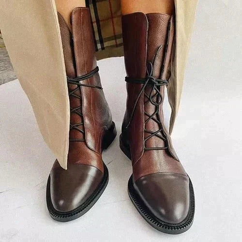 Vintage Style Boots with Heel