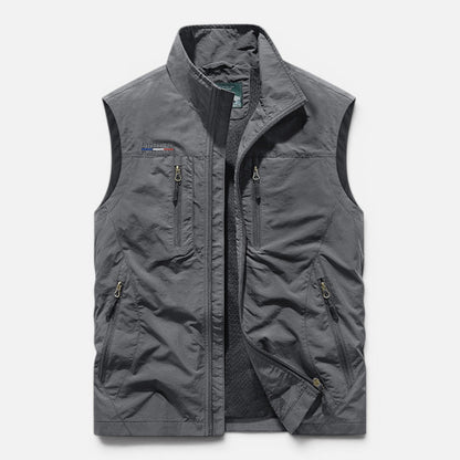 Men’s Lightweight Outdoor Utility Vest with Zip Pockets