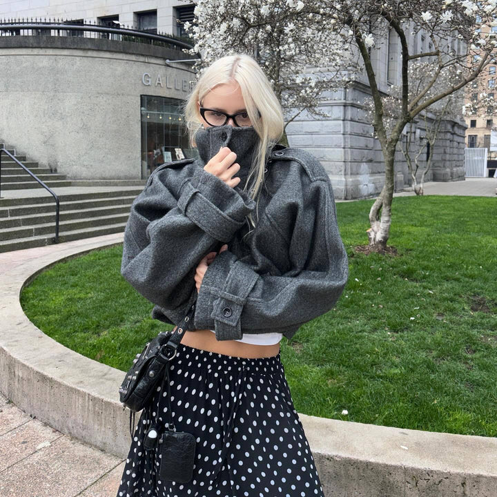 Women Oversized Wool Jacket with Elegant Cut and Practical Pockets