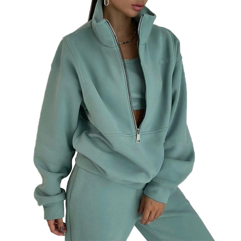 Women's Short Half-zip Sweatshirt and Jogging Pants Set with Stand-up Collar, Oversized Cut and Soft French Terry