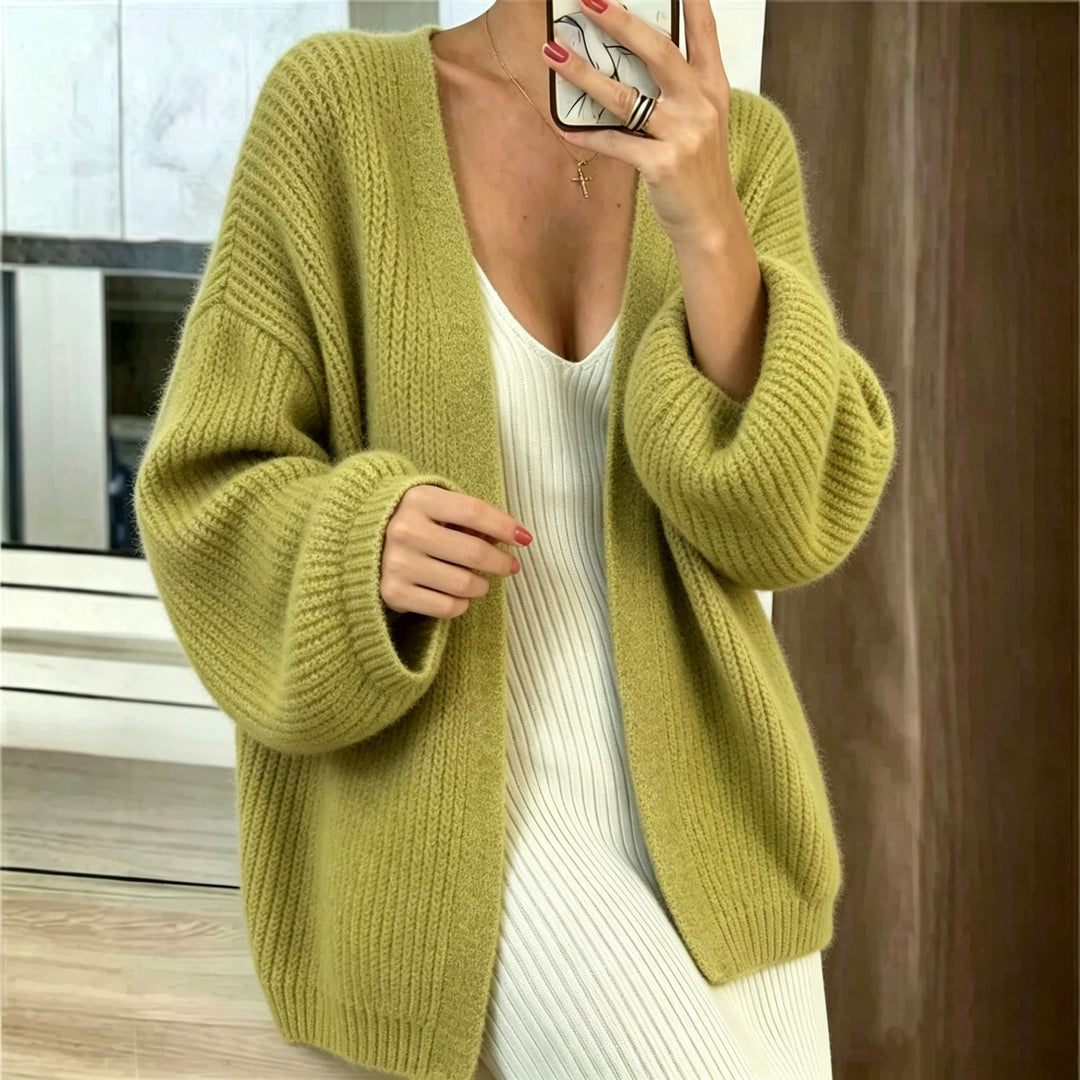 Women Oversize Cardigan made of Coarse Ribbed Knit with Balloon Sleeves