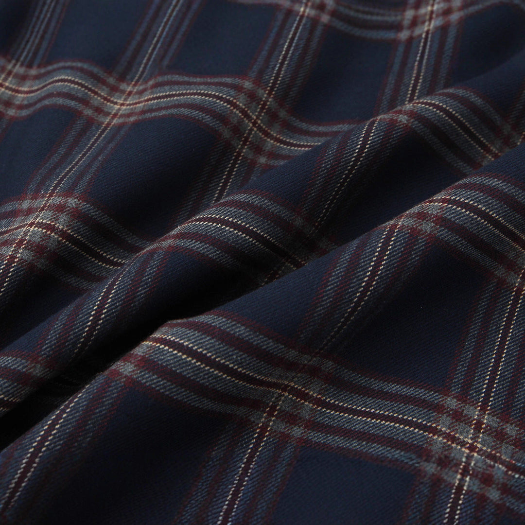 Women's Short Jacket in Boxy Cut with Large Shirt Collar and Plaid Pattern
