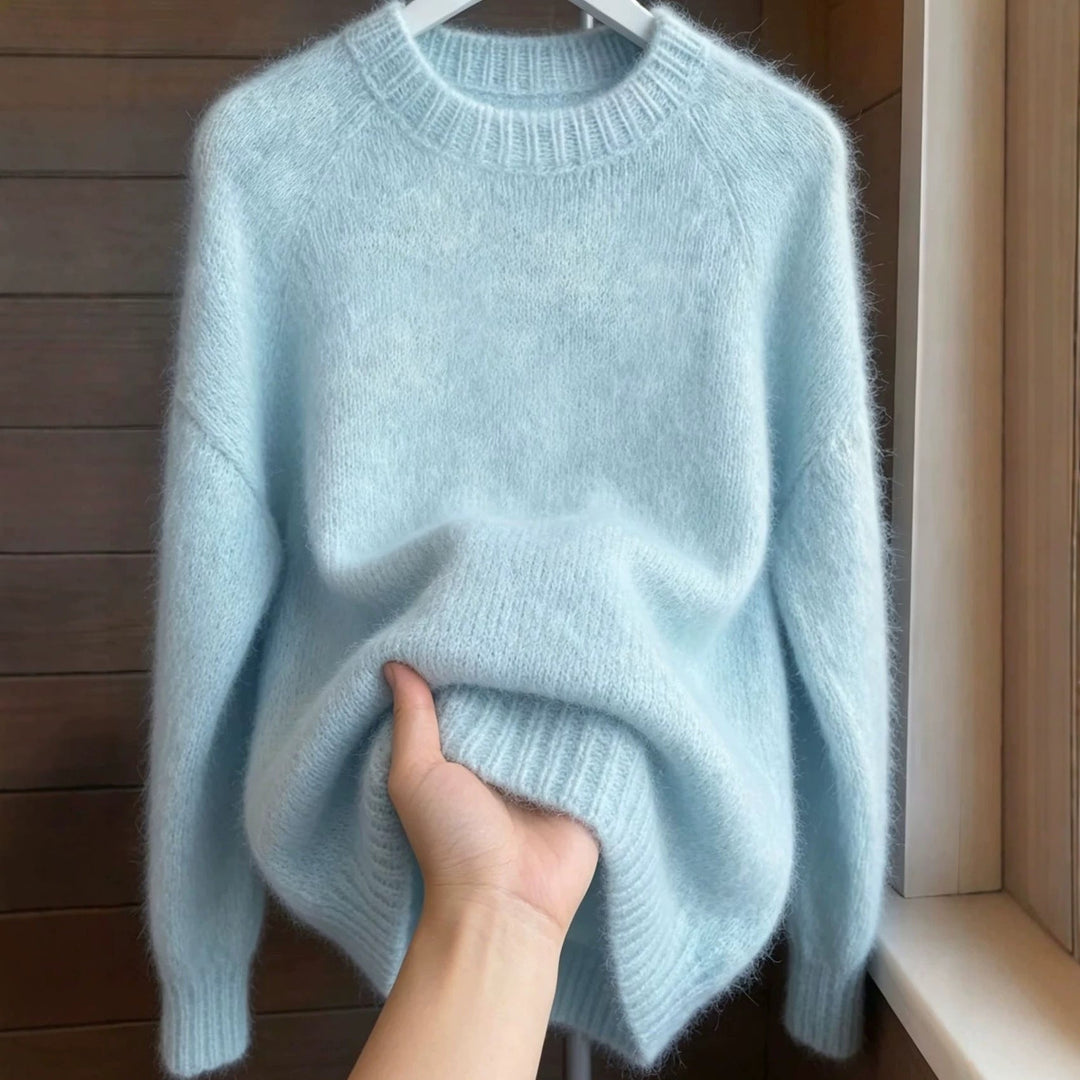 Women's Oversized Mohair-Mix Crew Neck Sweater with Raglan Sleeves and Ribbed Hem