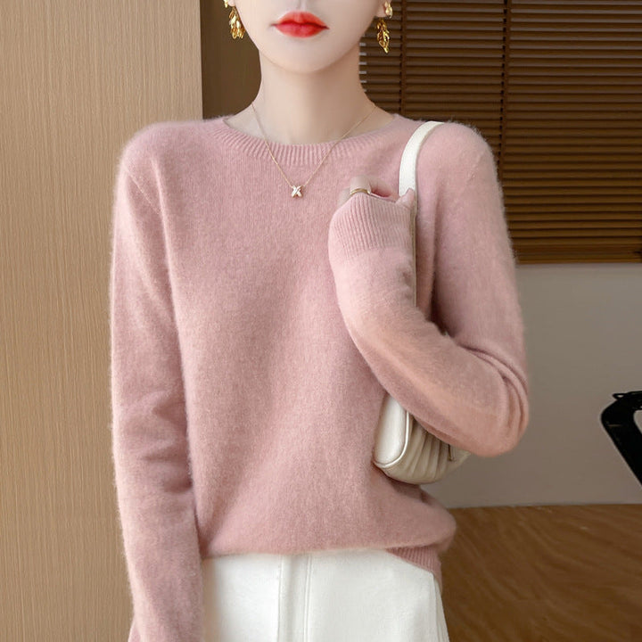 Women's Soft Mohair-Effect Round Neck Sweater with Fine Ribbed Hem and Light Oversize Fit