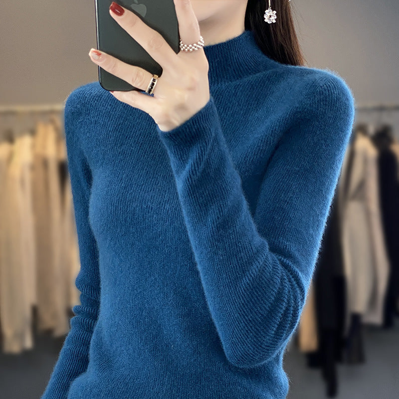 Women's Slim Fine Knit Mock Neck Sweater made of Fine Angora Blend