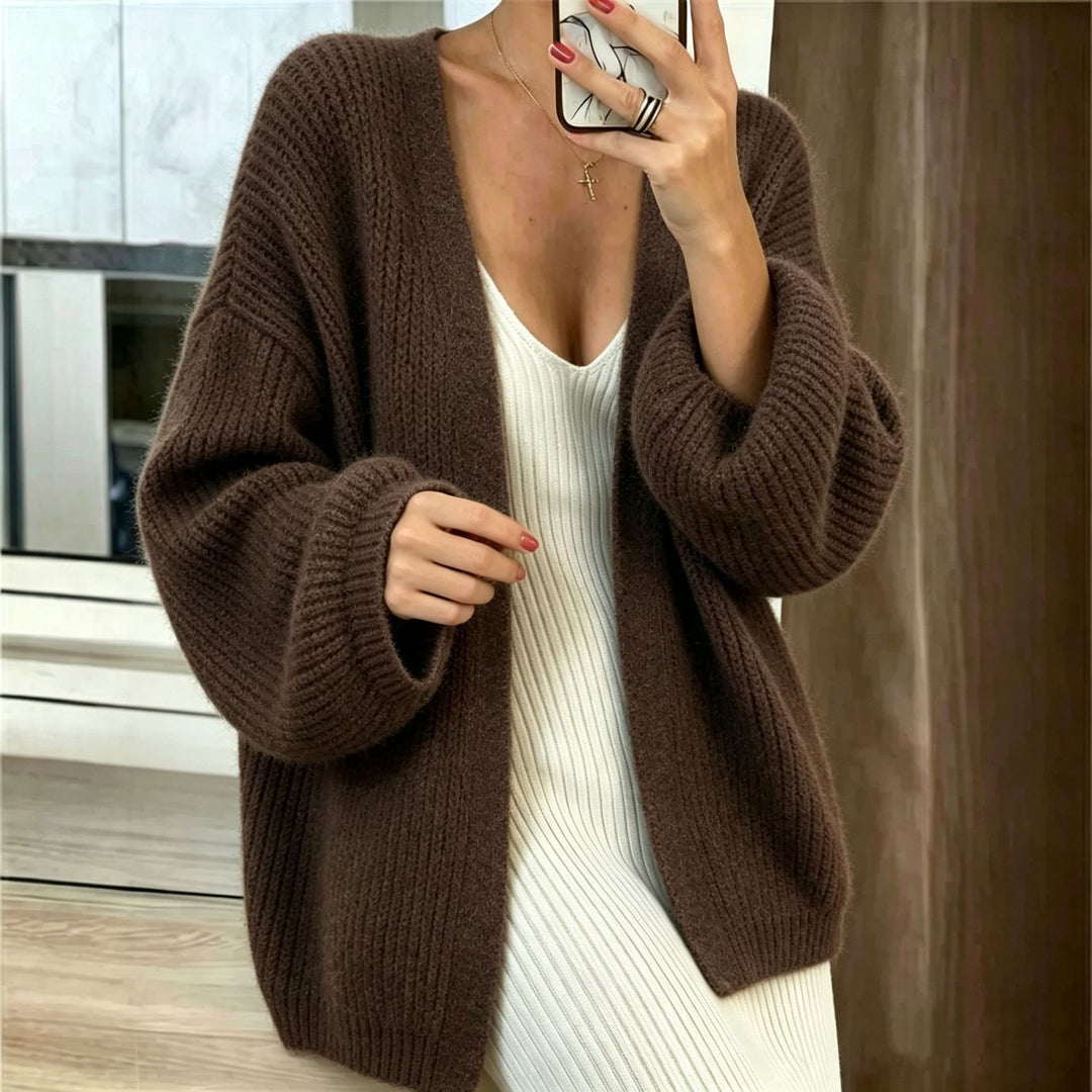 Women Oversize Cardigan made of Coarse Ribbed Knit with Balloon Sleeves