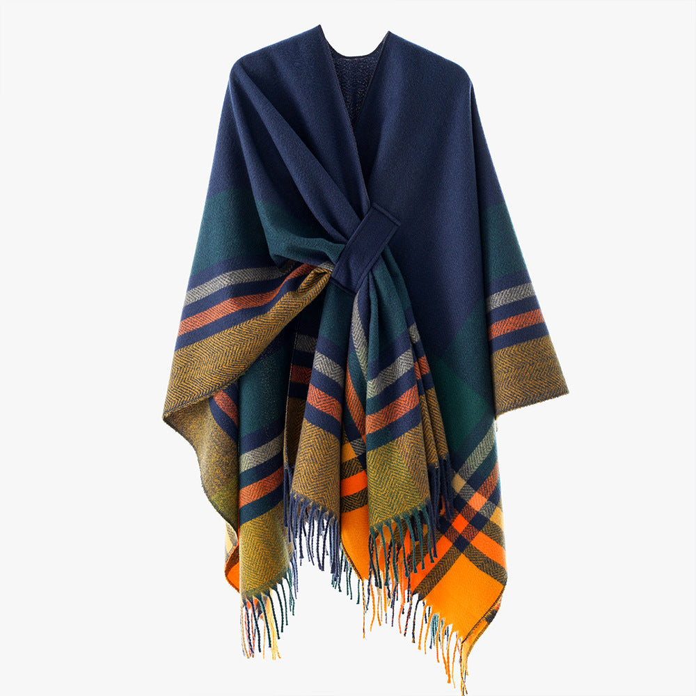 Women's Cape Wrap made of Wool Blend with Tie Belt and Check Pattern