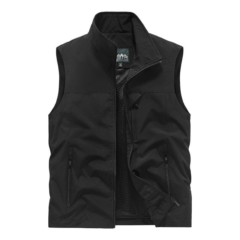 Men's Breathable Softshell Outdoor Vest with Mesh Inner Lining and Zipper Pockets