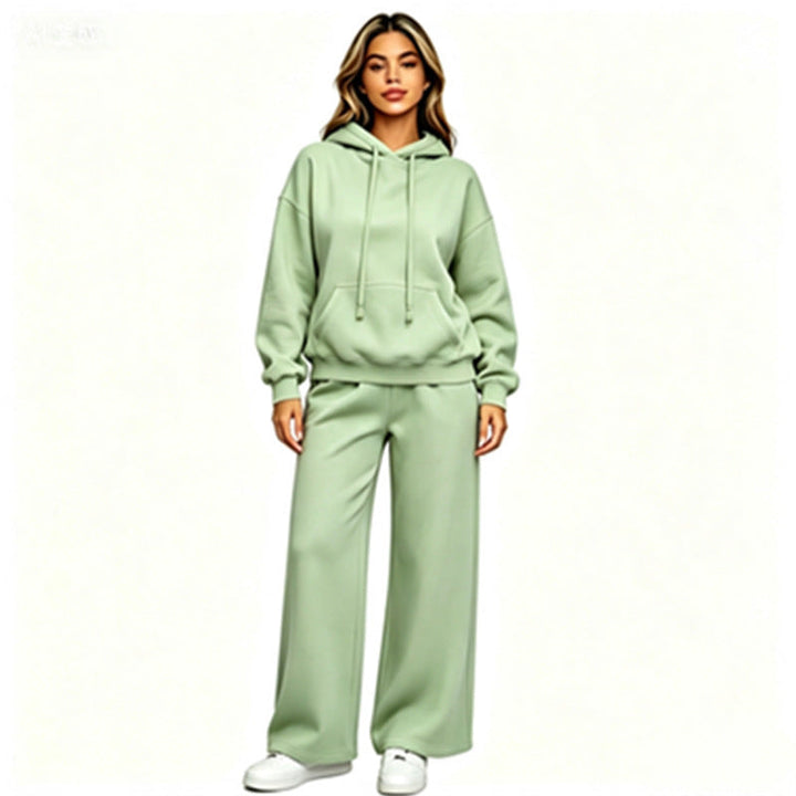 Women Comfortable Oversized Hoodie with Wide Jogging Pants