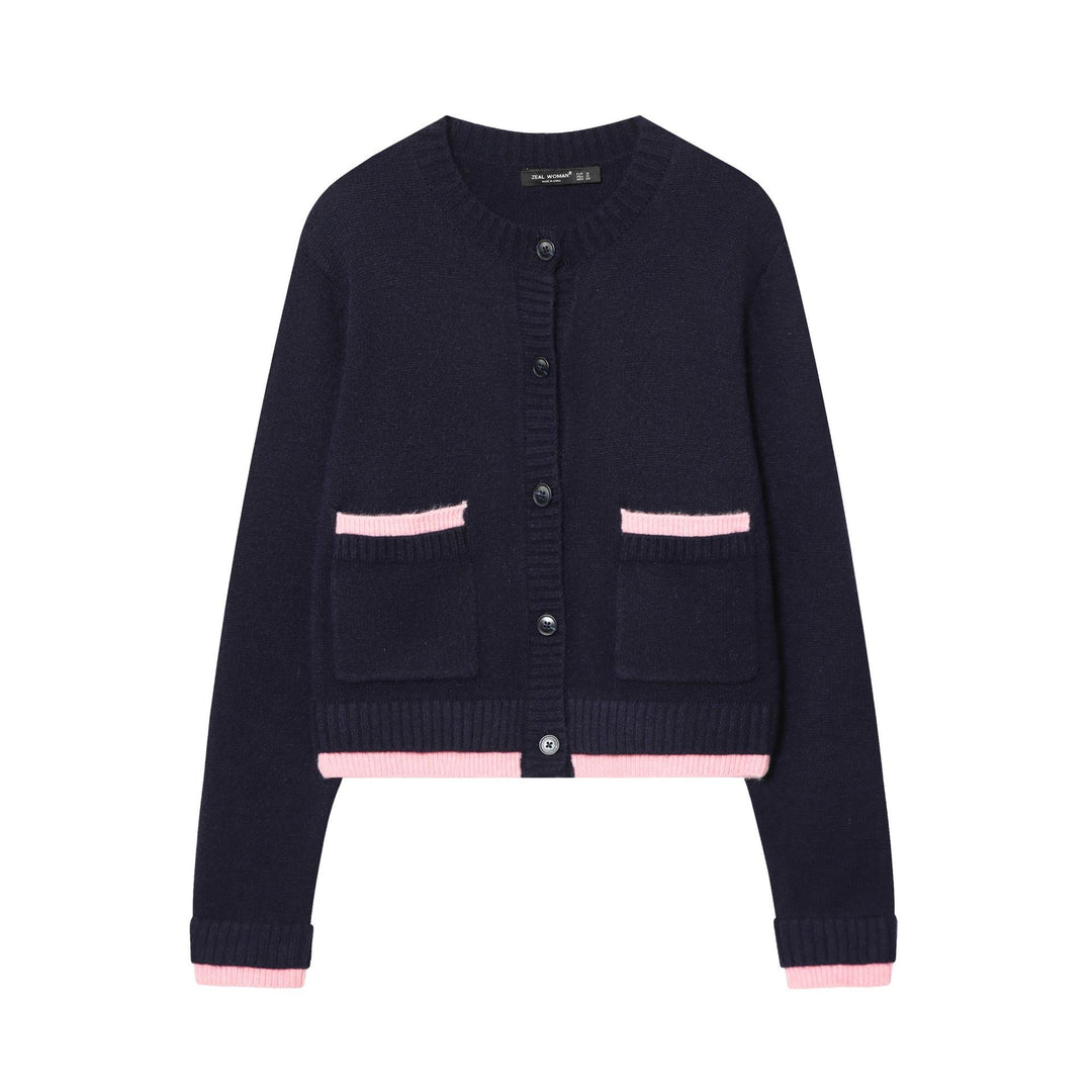 Women's Shortened Cardigan with Button Placket, Ribbed Cuffs, and Decorative Pockets