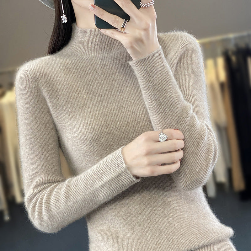 Women's Slim Fine Knit Mock Neck Sweater made of Fine Angora Blend