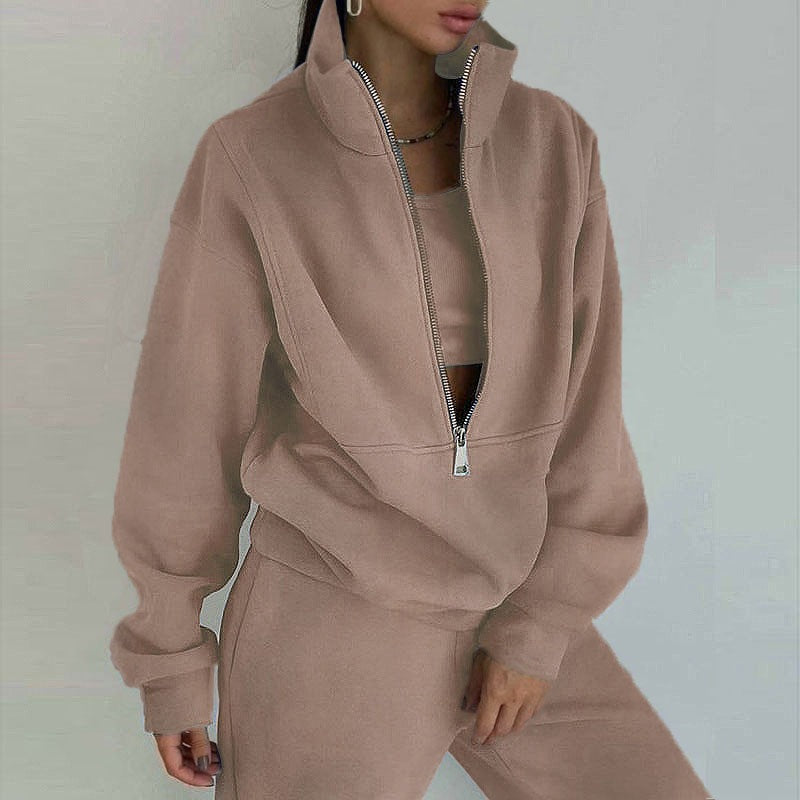 Women's Short Half-zip Sweatshirt and Jogging Pants Set with Stand-up Collar, Oversized Cut and Soft French Terry