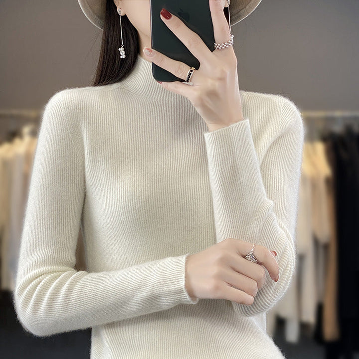 Women's Slim Fine Knit Mock Neck Sweater made of Fine Angora Blend