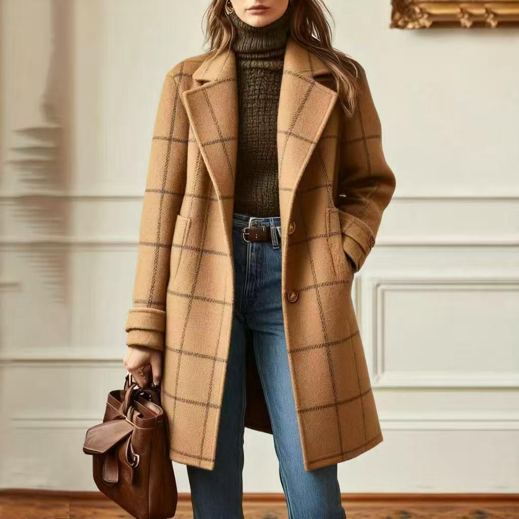 Women's Stylish Wool Coat with Check Pattern