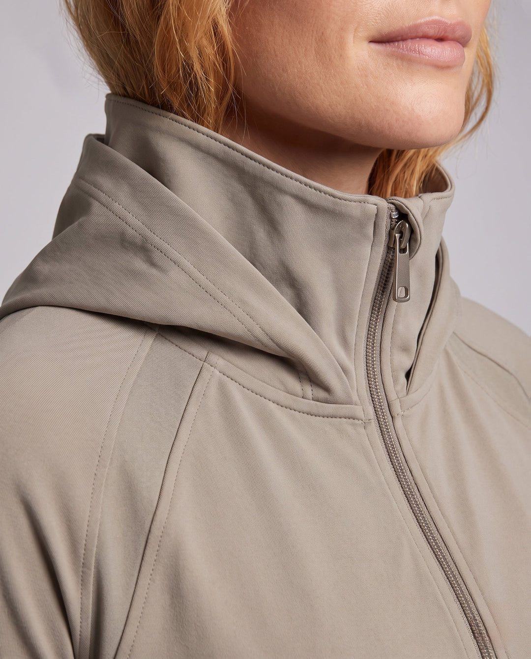 Women's UV Protection Jacket with Oversized Cut and Integrated Hood