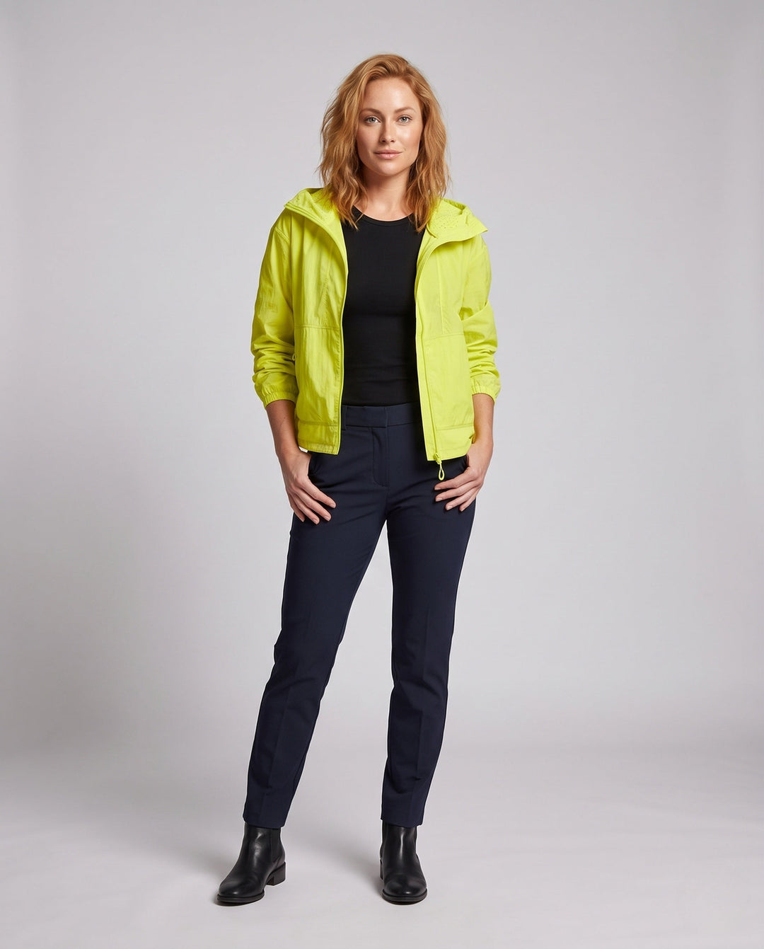 Women's Lightweight Functional Jacket with Practical Pockets