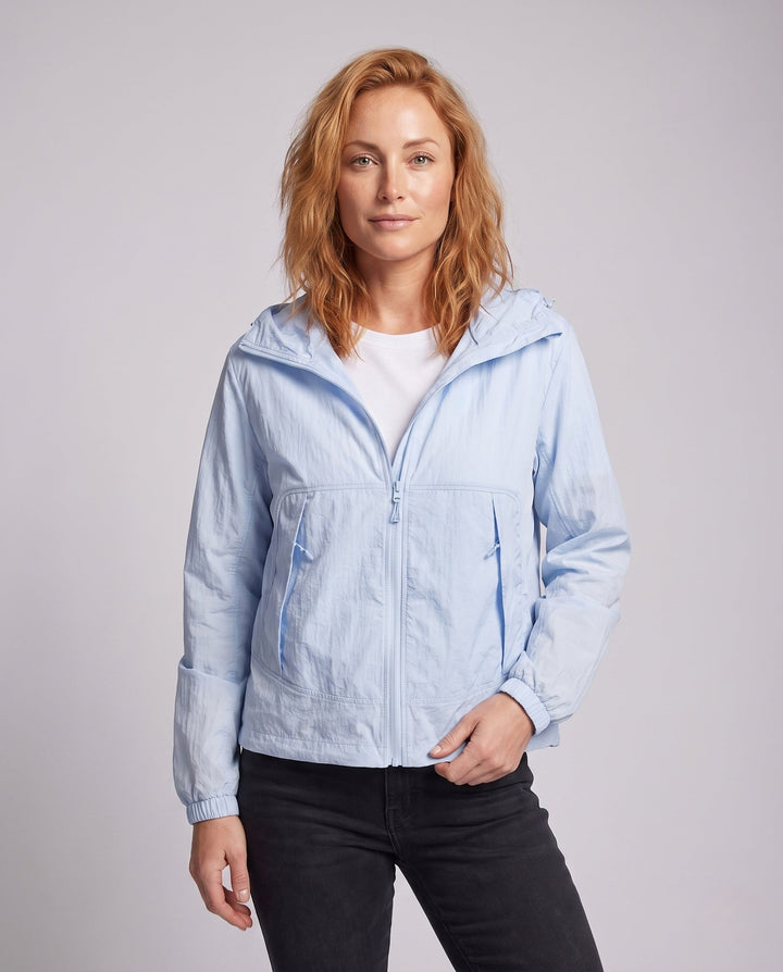 Women's Lightweight Windbreaker with Practical Cut and Breathable Inserts