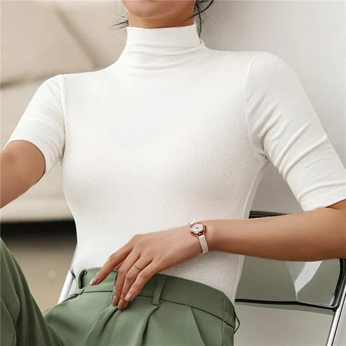 Ultra-thin Pullover with Roll Neck Without Seams