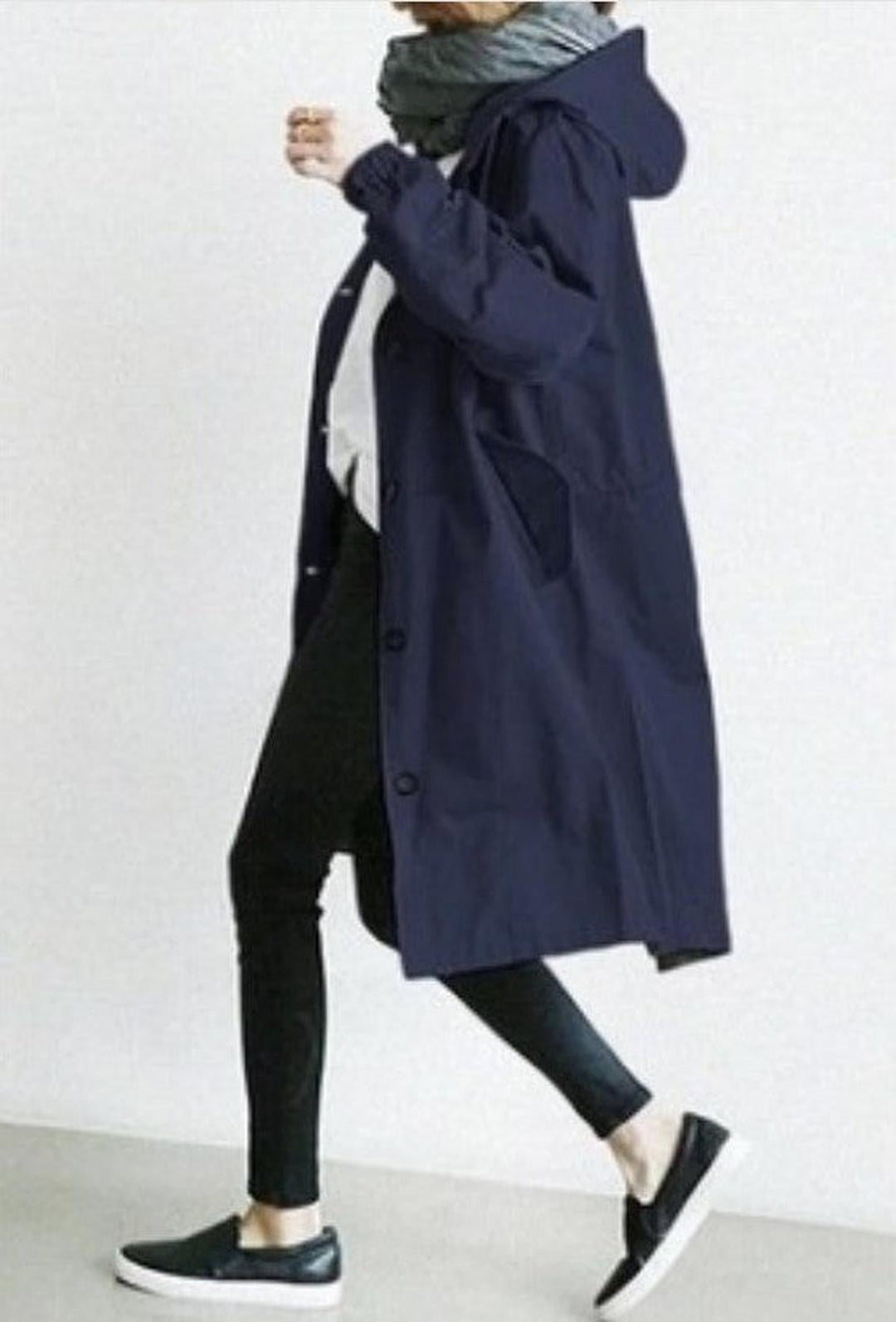 Women's Light Hooded Windbreaker Jacket Water Repellent