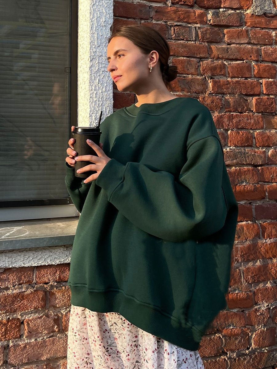 Women's Oversized Sweatshirt in Solid Color Design