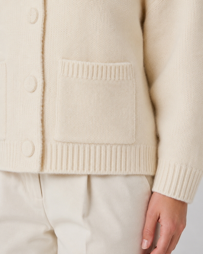 Women's Cropped Chunky Knit Cardigan with Patch Pockets