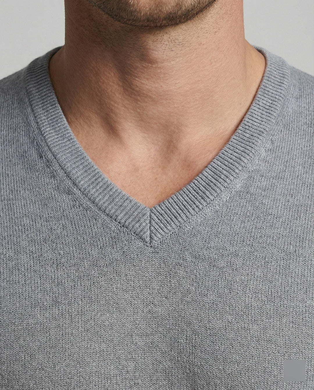 Men's V-neck Fine Knit Sweater
