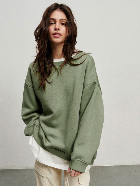 Women's Oversized Sweatshirt in Solid Color Design