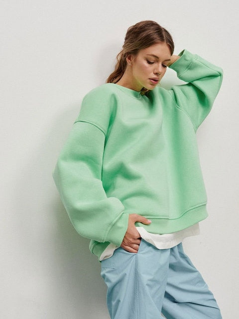 Women's Oversized Sweatshirt in Solid Color Design