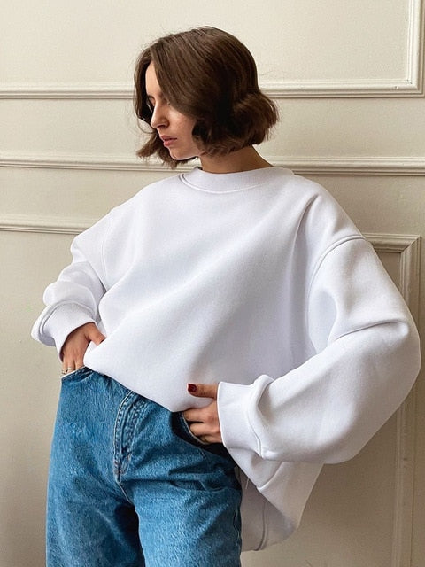 Women's Oversized Sweatshirt in Solid Color Design