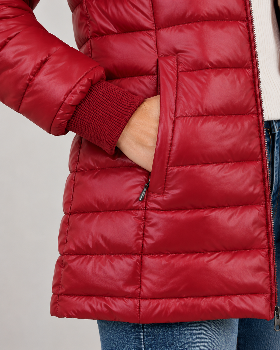 Women's Hooded Quilted Puffer Jacket - Plush-Lined Mid-Thigh