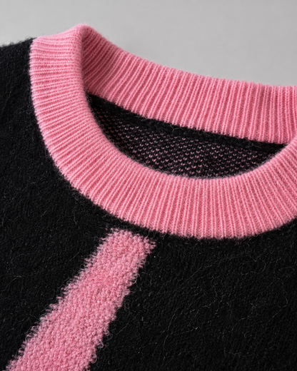 Women's Oversized Graphic Knit Sweater - Black Pink Heart Streetwear