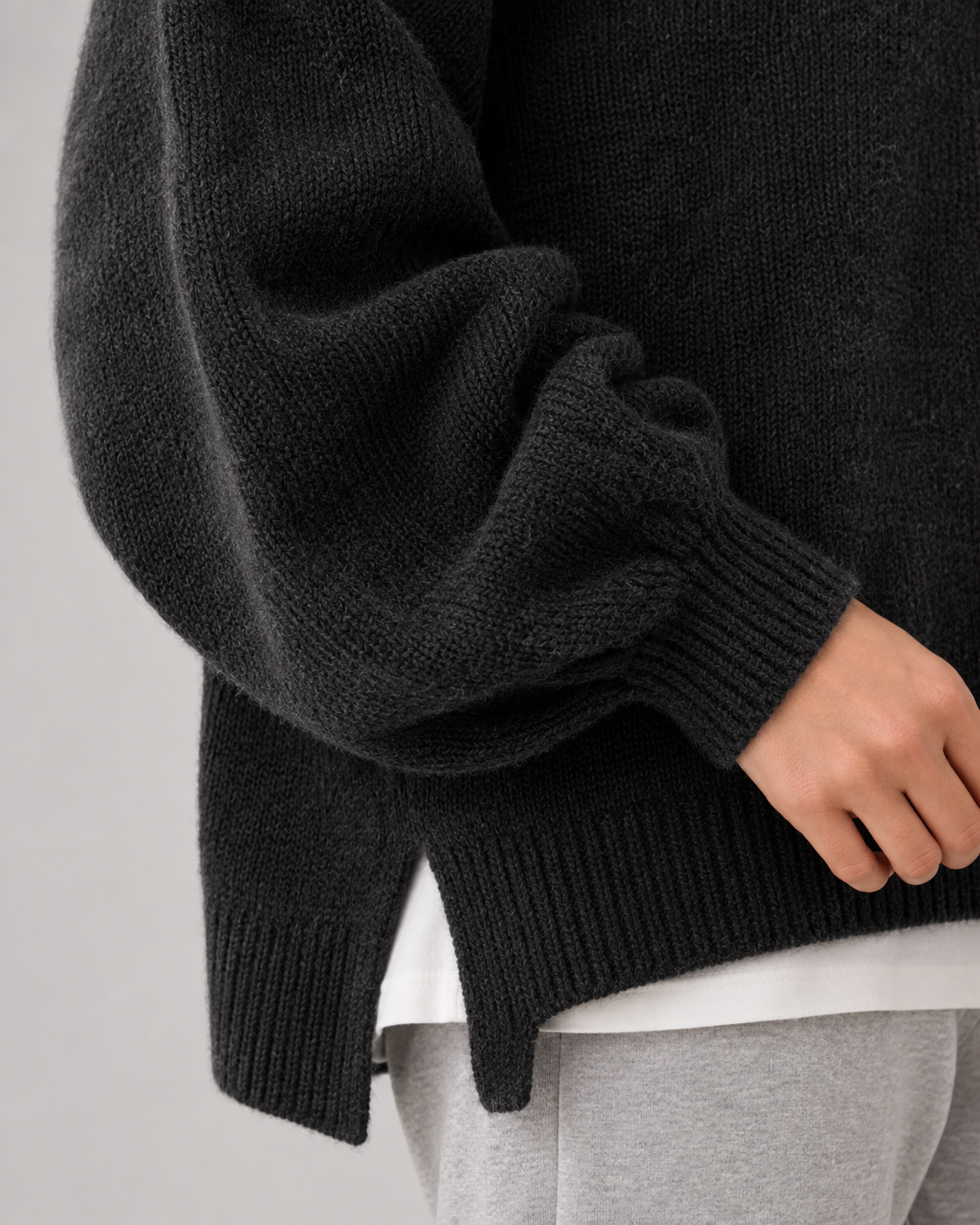 Women's Oversized Knit Sweater – Balloon Sleeve Crew Neck Relaxed Fit